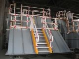 給澳大利亞SINOSTRUCT 公司制作的料槽，車(chē)間噴漆